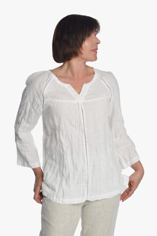 tradicinio stiliaus lininė palaidinė ilgomis rankovėmis, balta