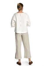 balti moteriški lininiai marškinėliai pusilgėmis rankovėmis - nugara