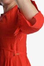 Raudona ilga lininė suknelė - surišamos rankovės