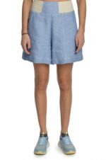 Žydri moteriški lininiai šortai, su kišenėmis, platėjantys į apačią su elastingu liemeniu