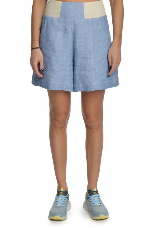 Žydri moteriški lininiai šortai, su kišenėmis, platėjantys į apačią su elastingu liemeniu