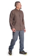 Rudos spalvos vyriški lininiai marškiniai ilgomis rankovėmis DAIVU stačia apykakle