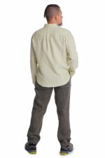 Vyriški lininiai marškiniai ilgomis rankovėmis žalsvi stačia apykakle - nugara