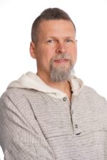 Melanžinis Vyriškas Lininis bliuzonas su gobtuvu susagstomas ties kaklu