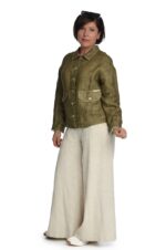 lininis moteriškas švarkas laisvalaikiui, chaki spalvos - derinys su lininėmis kelnėmis