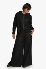 Juodos sijonkelnės iš lino - derinys su lininiu bliuzonu