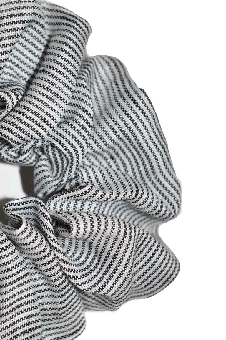 lininė plaukų gumytė - faktūra