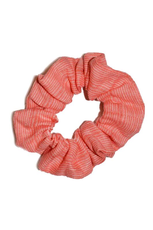 koralų spalvos lininė plaukų gumytė