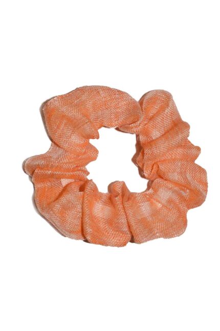 rausva lininė plaukų gumytė