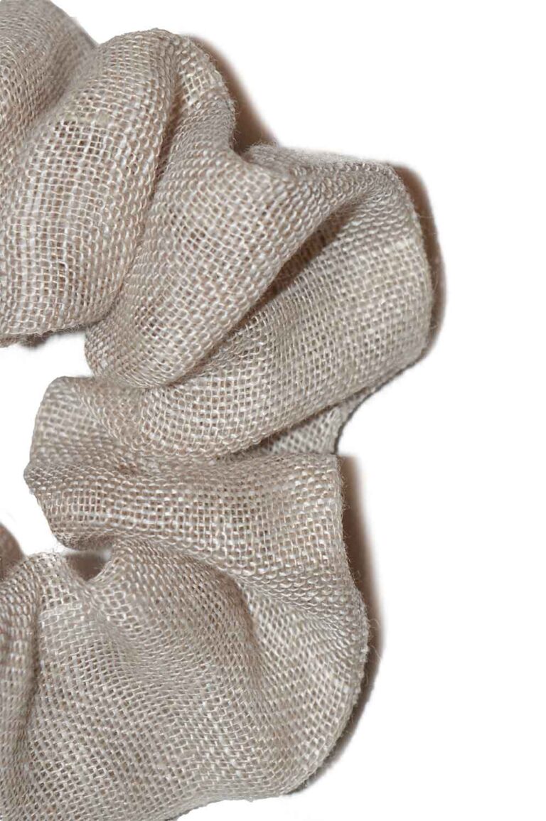 natūralios spalvos lininė plaukų gumytė - faktūra