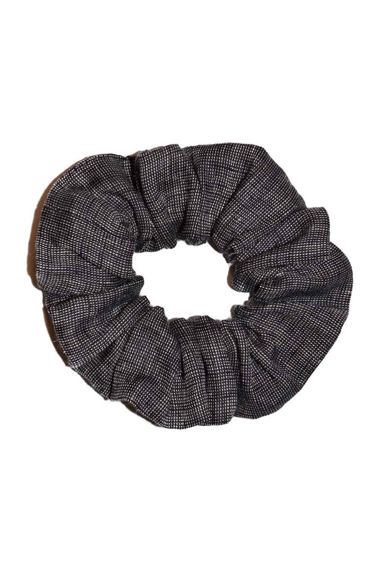 Tamsi plaukų gumytė iš lino