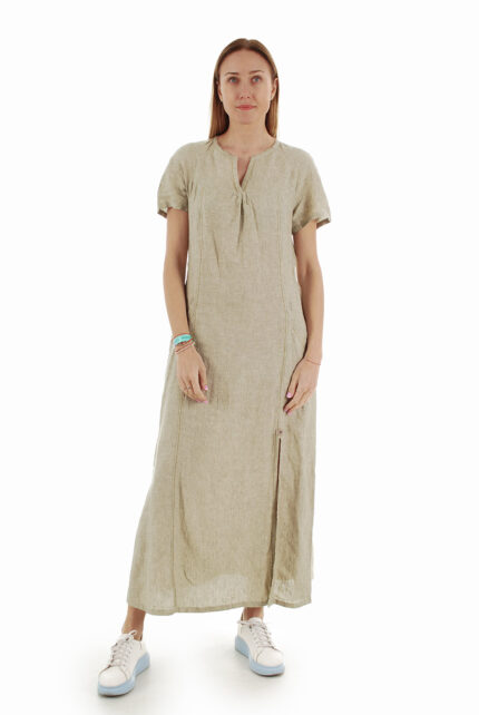 Žalsva ilga lininė suknelė lengvai platėjanti į apačią
