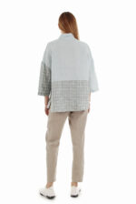 Lininės moteriškos kelnės siaurėjančios į apačią, natūralaus lino spalvos - nugara