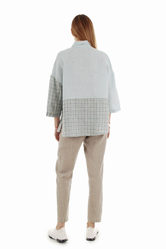 Lininės moteriškos kelnės siaurėjančios į apačią, natūralaus lino spalvos - nugara