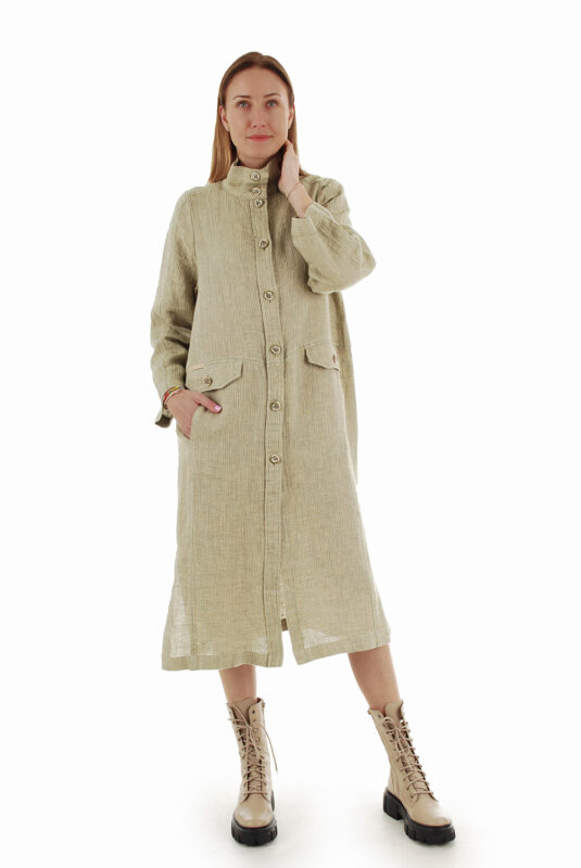 Žalsvas stilingas tiesaus silueto lininis paltas su kišenėmis