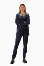 Moteriškas bliuzonas - stilingas, jaukus pasirinkimas laisvalaikiui