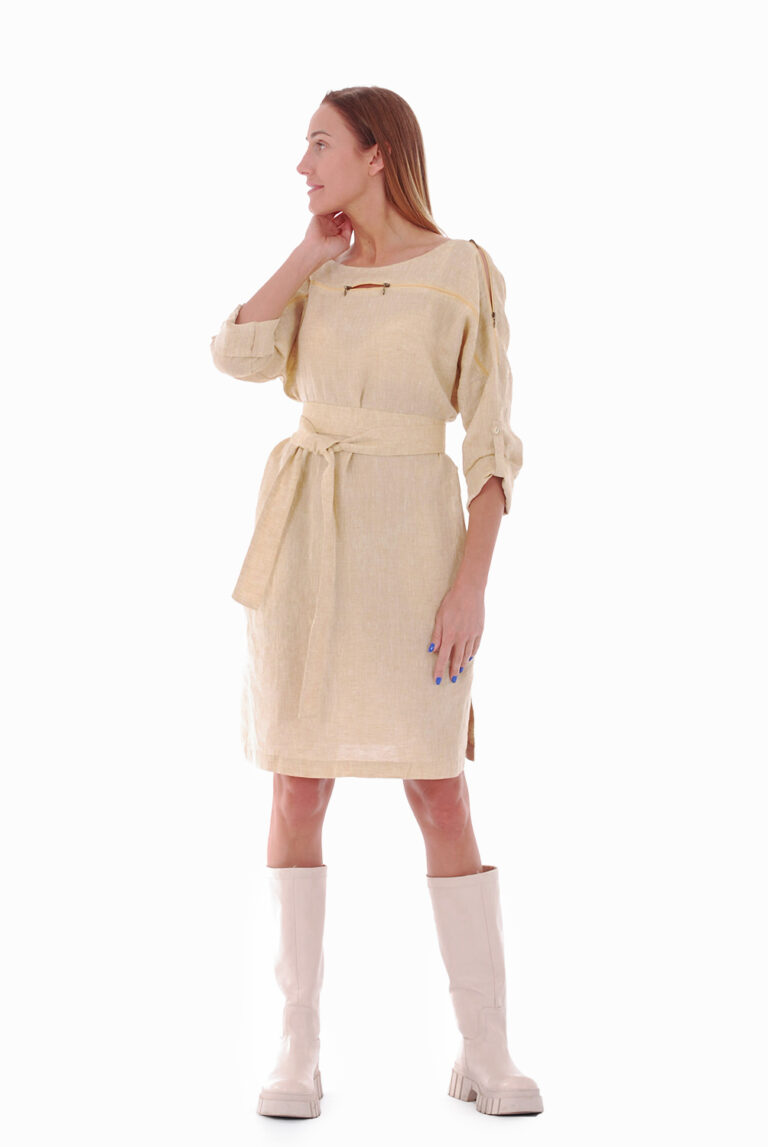 Universali lininė suknelė gali būti dėvima iš abiejų pusių, kreminė