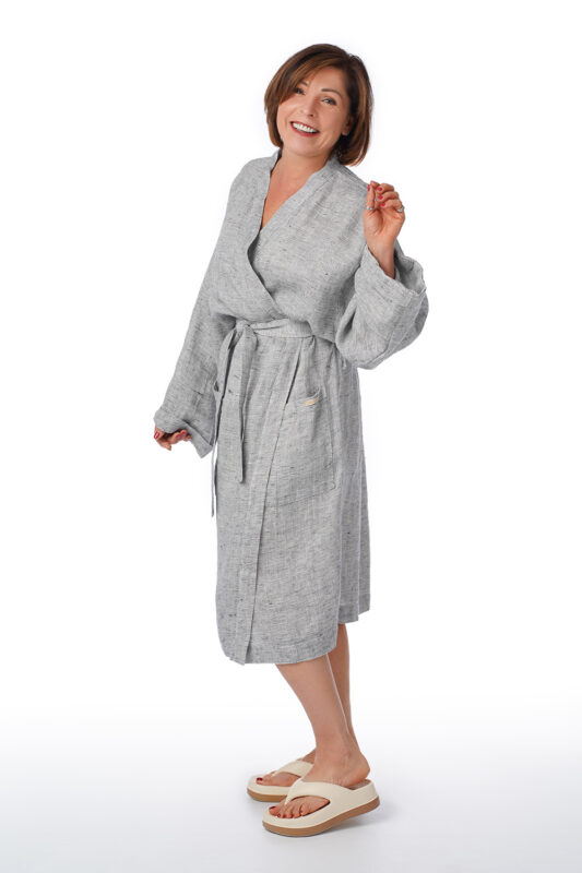 Elegantiškas pilkas lininis chalatas, su kišenėmis