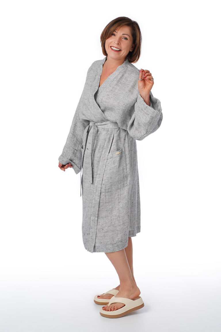 Elegantiškas pilkas lininis chalatas, su kišenėmis