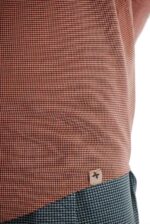 stilinga medvilninė palaidinė ilgomis rankovėmis: medžiaga iš arti