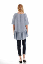 Trikotažinė palaidinė atvirais pečiais trumpomis rankovėmis