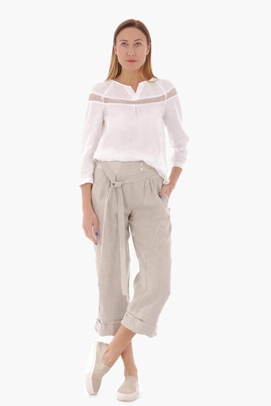 Šviesio moteriškos lininės kelnės pusilgės