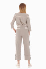 Šviesios moteriškos lininės kelnės su elastingu juosmeniu ir diržu iš nugaros