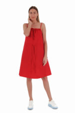 Raudona lininė suknelė su petnešėlėmis, A formos silueto