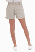 Šviesūs moteriški trumpi lininiai šortai su kišenėmis ir elastingu juosmeniu
