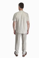 Vyriški lininiai marškiniai su sagutėmis melanžo spalvos - nugara