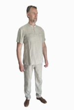 Vyriški lininiai marškiniai su kišenėmis lino spalvos