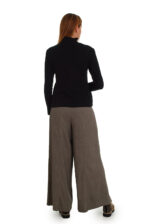 Palaidinė aukštu kaklu - golfas juodas moterims nugara