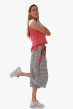 Lininė palaidinė be rankovių su apykakle, taškuota raudona